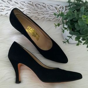 Vintage Salvatore Ferragamo italian suede pu